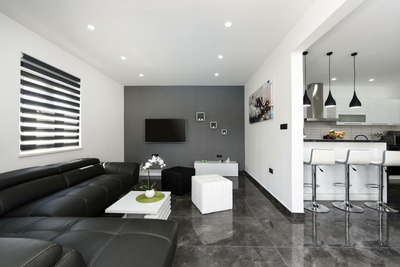Villa Mare - With Heated Pool Zadar Exterior foto